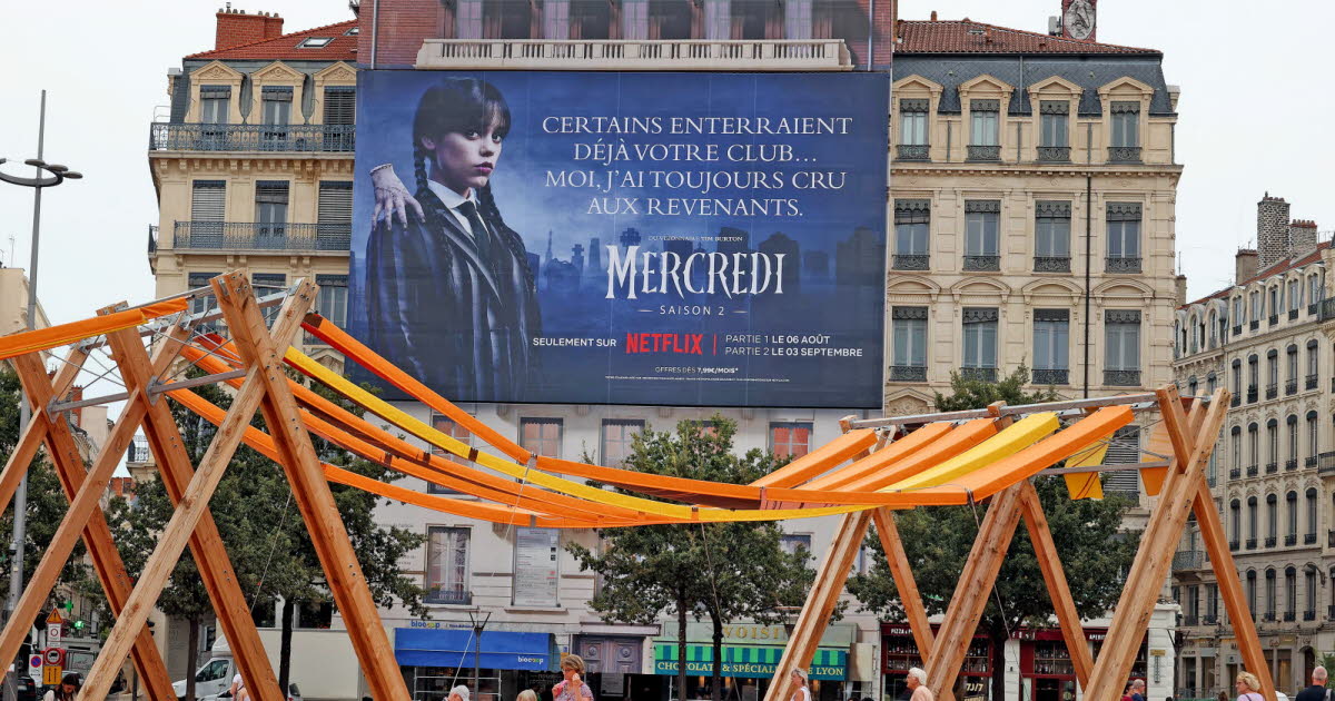 Lyon Normal veut conquérir la Presqu'île, pub XXL pour Netflix à Bellecour, feu tricolore inutile... Les actus qu’il ne fallait pas manquer cette semaine