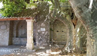 Séguret. Rendez-vous littéraire sous les Arceaux