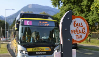 Insolite. Un influenceur retrouve un bus M'Tag...à une heure de Casablanca