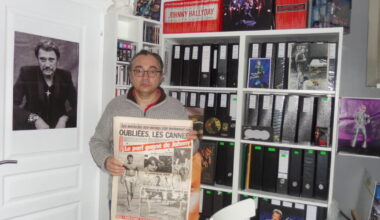 Saint-Étienne. Vinyles, mugs, coupures de presse... Il collectionne tout sur Johnny Hallyday depuis les années 70