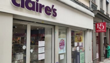 « On a de gros soucis au niveau de la paie », alerte une employée