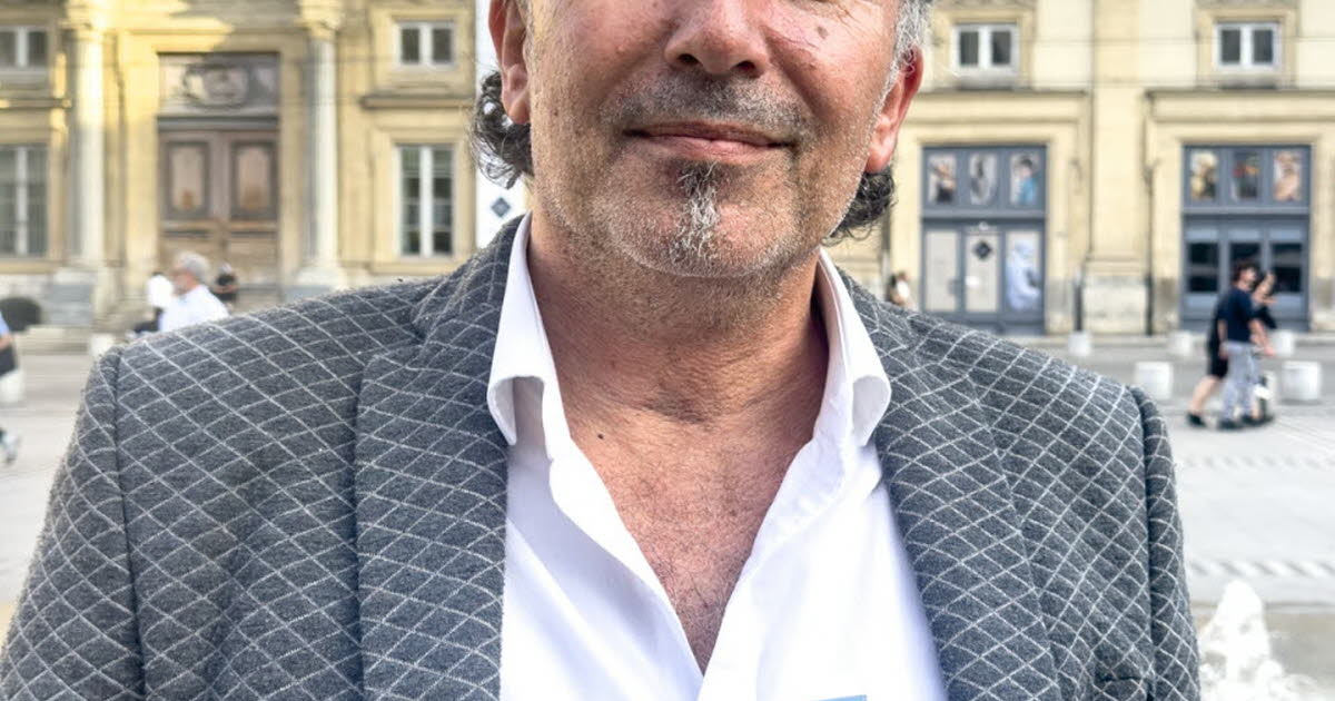 Villeurbanne. Le dernier roman de Philippe Mouchnino est une dystopie… avec une vache pour héroïne