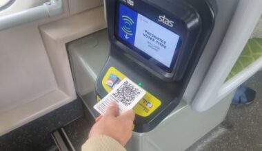 les voyageurs pas convaincus par les tickets QR code de la Stas