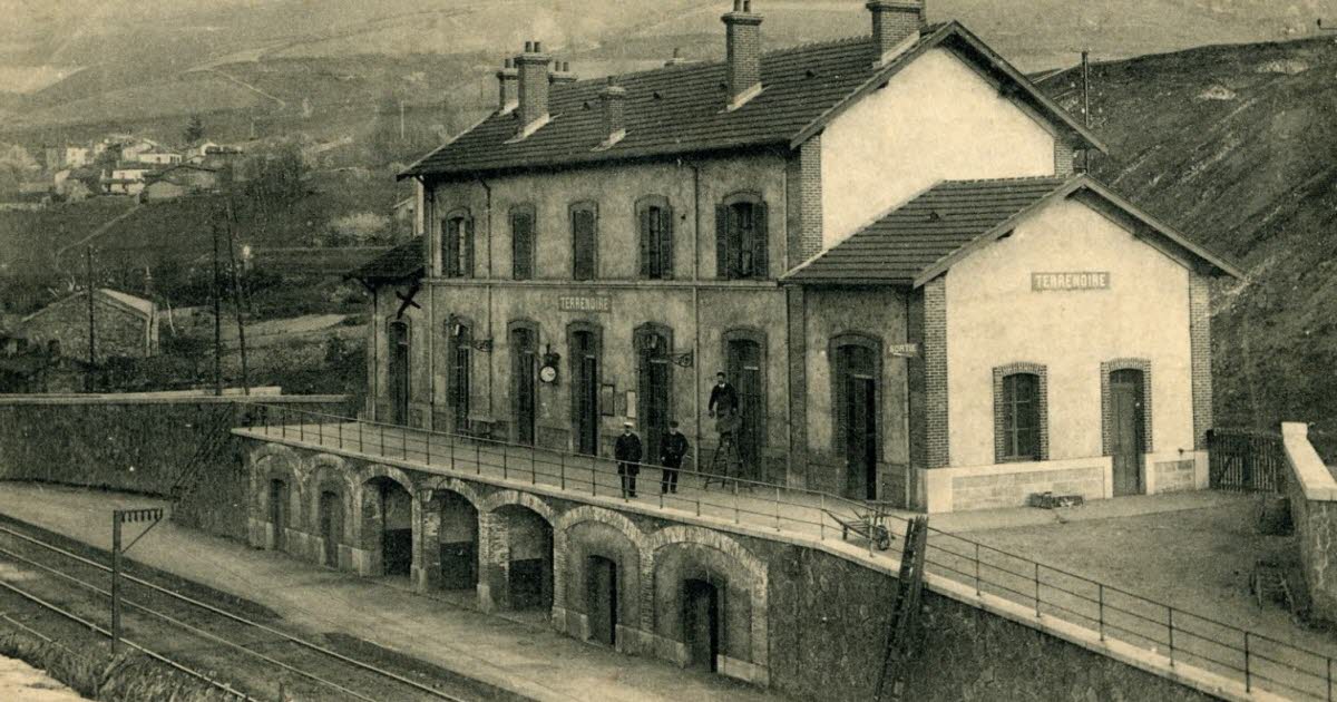 Saint-Étienne/Histoire de Terrenoire. De 1900 à 1925, l’industrie prospère malgré la guerre