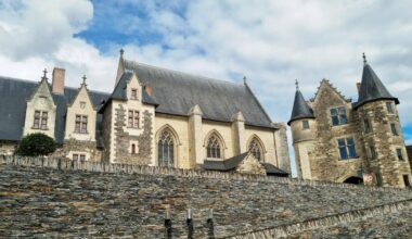 de Nantes à Angers pour la découverte de ses ruelles et de son château