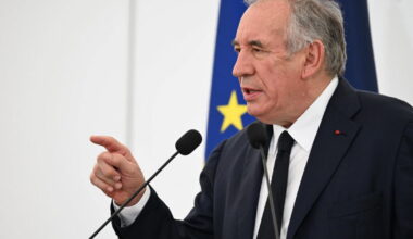 François Bayrou reprend la parole ce dimanche, bien décidé à convaincre