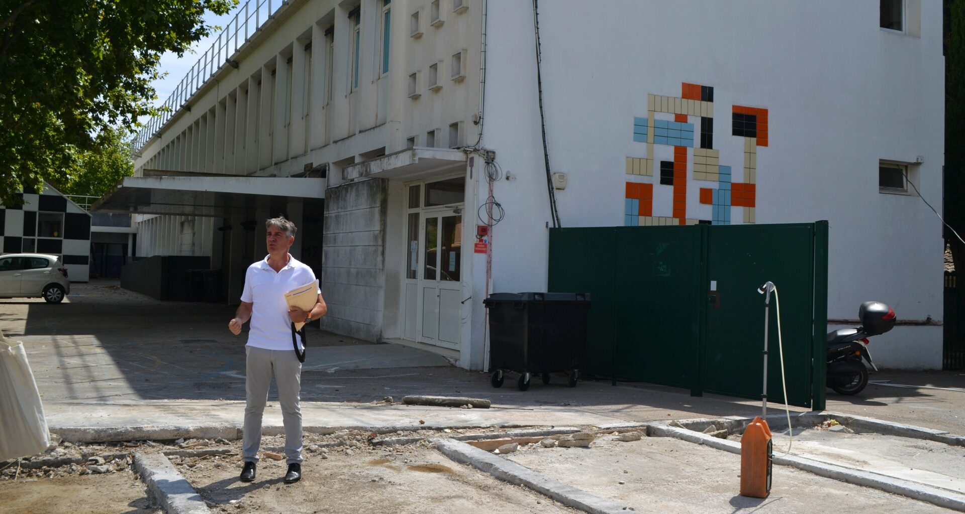 La mairie de Marseille veut montrer qu'elle rénove aussi des écoles du sud de la ville
