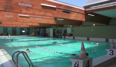 pendant la canicule à Marseille, seule la moitié des piscines de la ville sont ouvertes