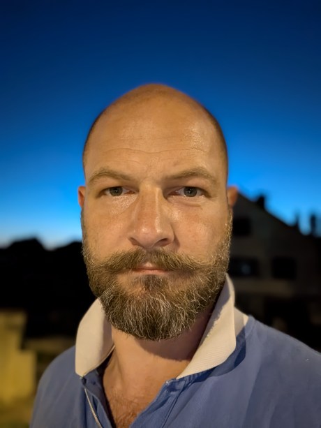 Pixel 10 - selfie n