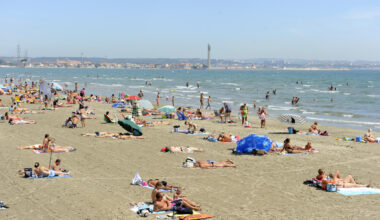 Près de Marseille. Cette plage fermée d'urgence après une importante pollution