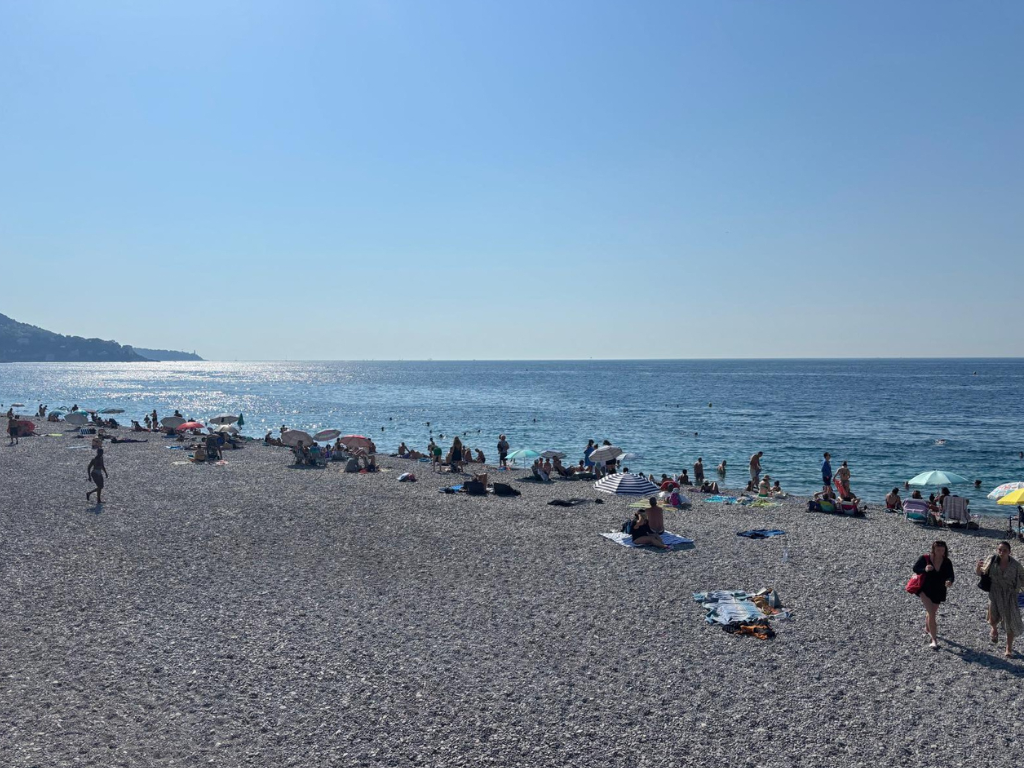 Nice. La température de la mer Méditerranée exceptionnellement élevée : "C'est énorme"