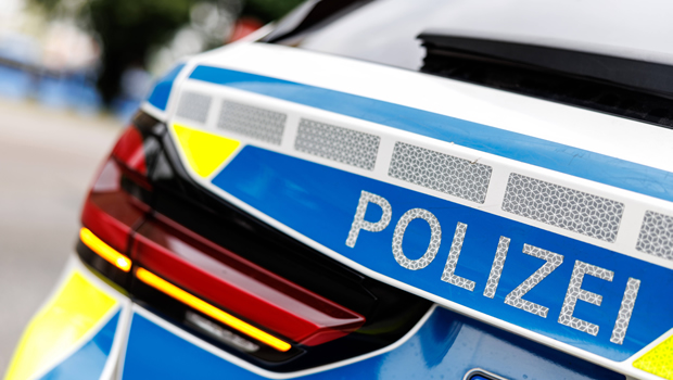 Allemagne : une Française renvoyée après avoir dansé sur une autoroute et bloqué la circulation - LINFO.re