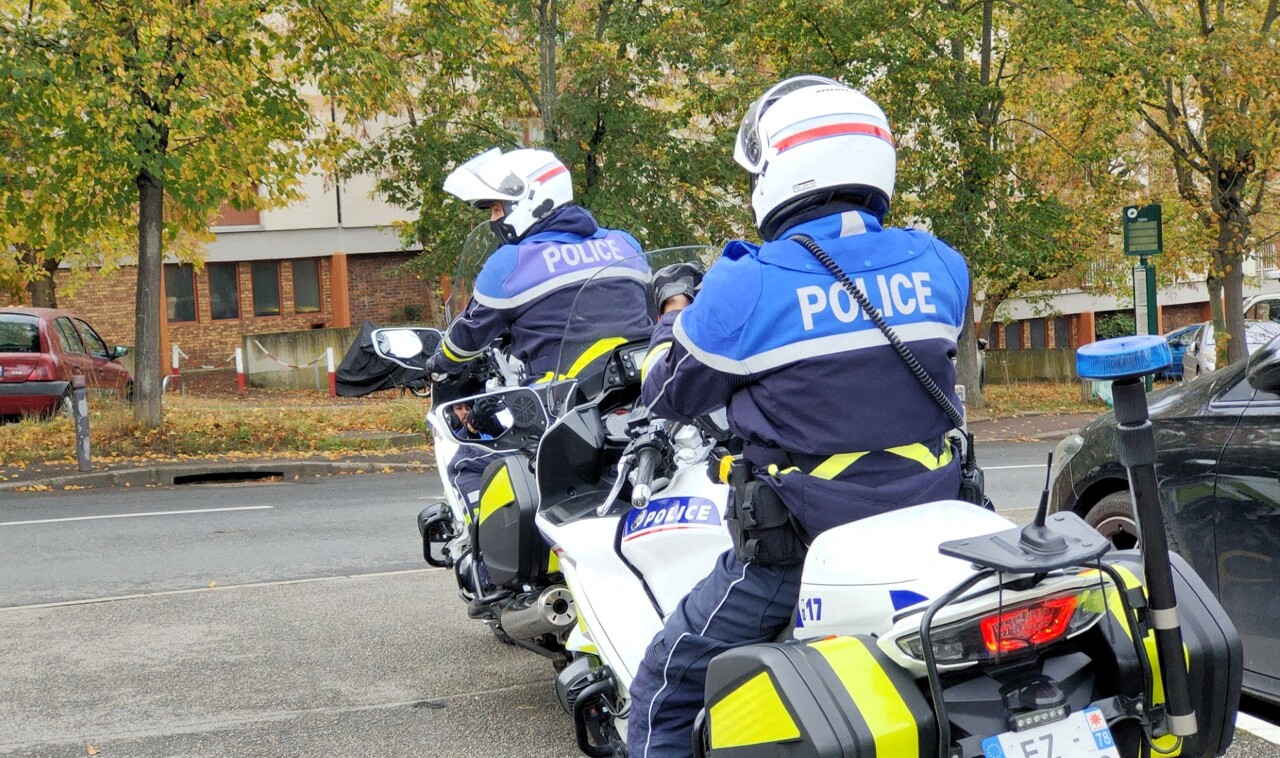 le motard blessé sur la rocade était un policier en service
