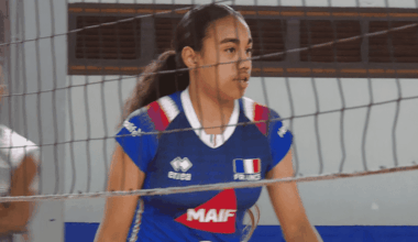 la jeune volleyeuse de Lifou en équipe de France U16, un espoir calédonien du volley-ball
