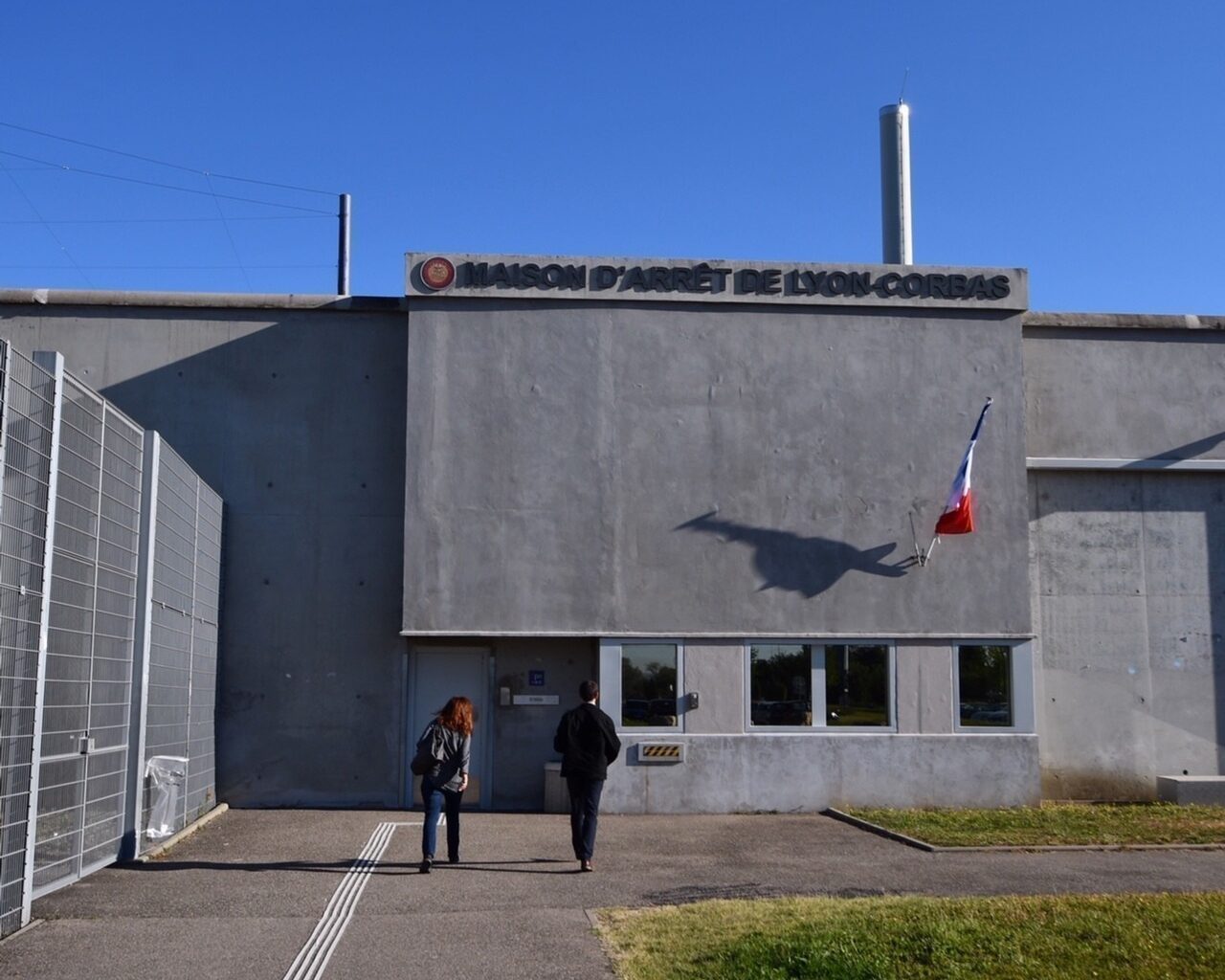 Lyon. La fête d'anniversaire d'un détenu en prison fait scandale, une enquête ouverte