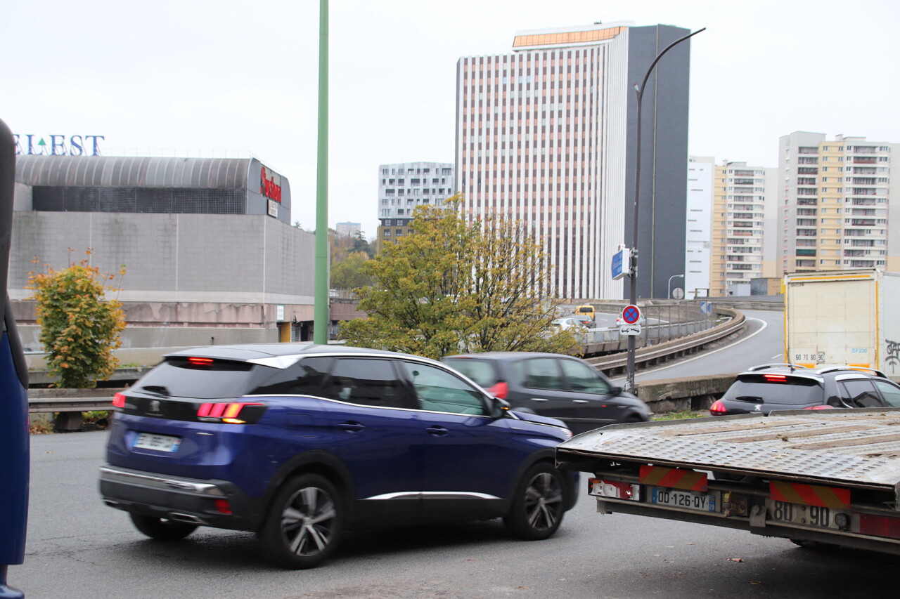 Vitesse réduite, contournement... Face à la pollution, des restrictions de circulation en Île-de-France