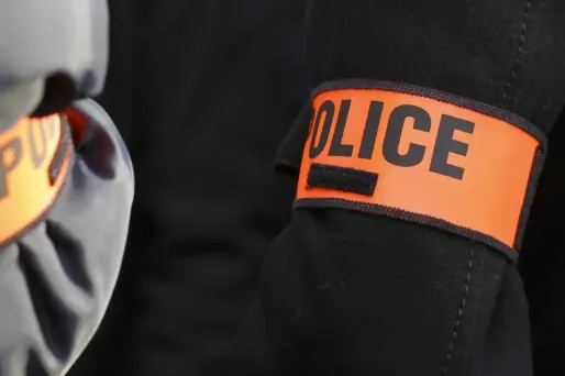 La piste terroriste est écartée et l’enquête a été confiée à la Direction départementale de la Sécurité publique [DDSP] de Seine-Maritime.