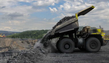 Russie: après des années de résultats exceptionnels, le secteur du charbon au bord de l'implosion