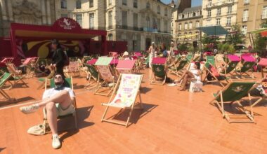 "Ça fait un bien fou". Rennes réinvente la sieste dans l'espace public, en musique