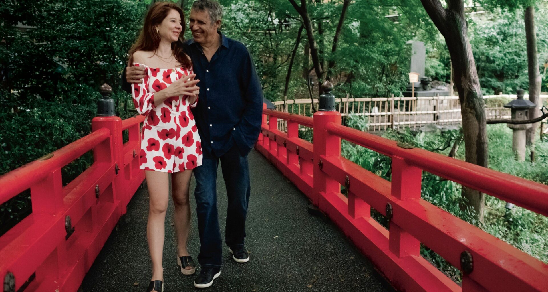 « Hélène, mon amour »... Avec le couple au Japon