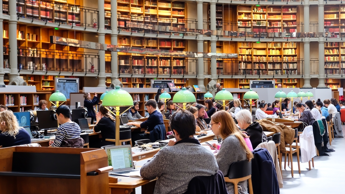 Paris reste la ville étudiante la plus chère de France