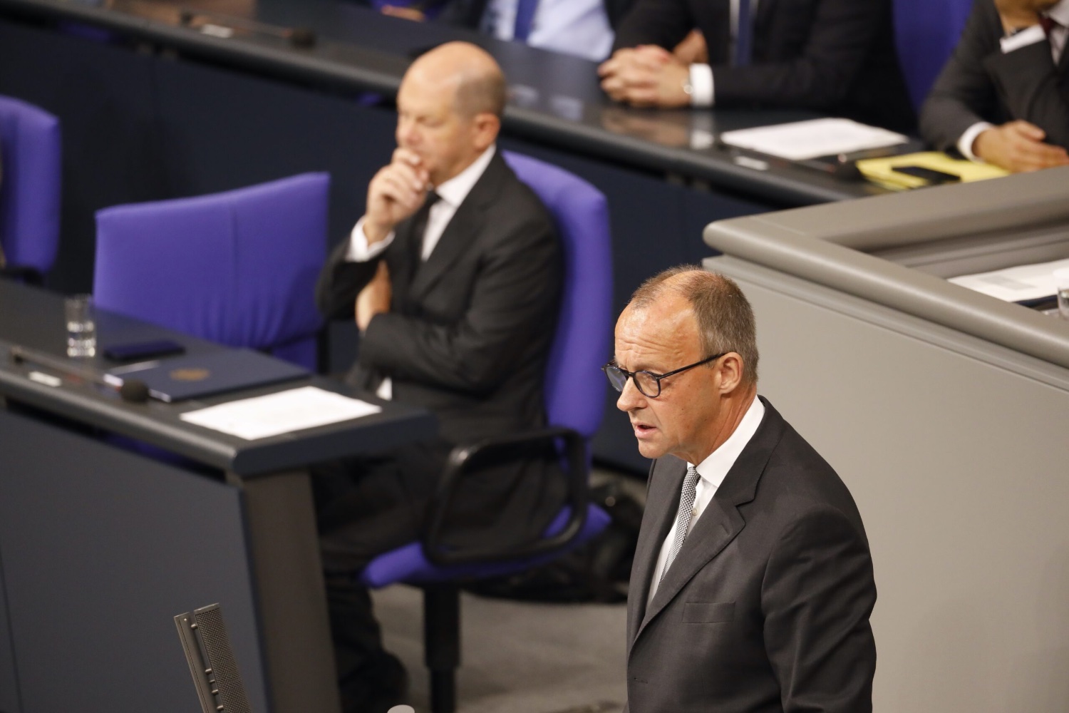 le Bundestag approuve un chèque en blanc pour la marche à la guerre