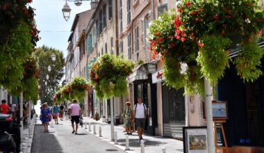 Toulon vit au rythme du délicore avec ses t-shirts de commerces préférés