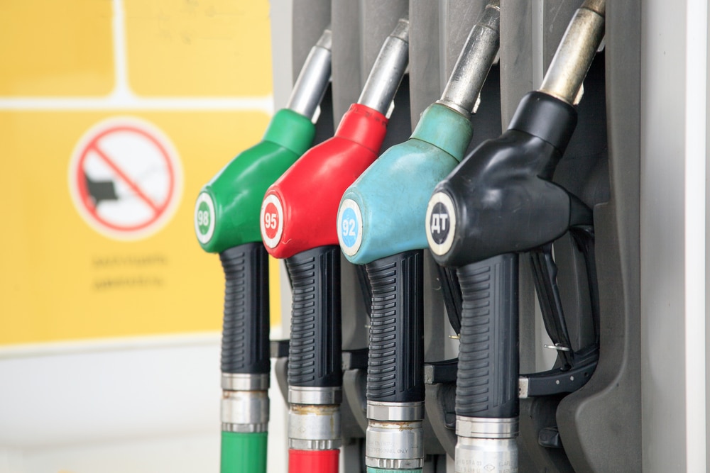 Carburant : les frappes ukrainiennes provoquent une pénurie inédite en Russie