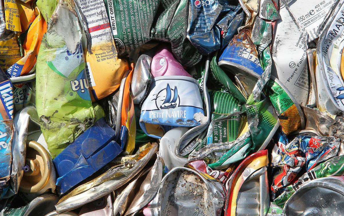 Les clubs sportifs génèrent beaucoup de déchets. Julien Pierre pousse notamment les clubs à mieux les trier en les incitant à s’équiper de composteurs.