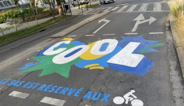 c'est quoi ces tags peints sur les routes, à Rennes ?