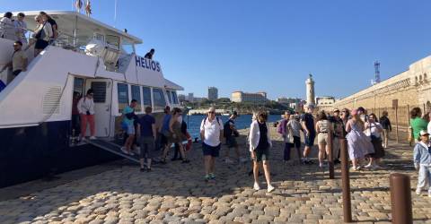 embarquez pour une visite rare de la digue du large