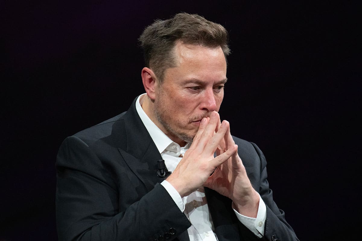 Tesla sous tension : une attaque au Canada et des mouvements d'actions alarmants
