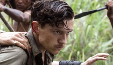 Tom Holland porte-t-il une vraie moustache dans le film de James Gray ?