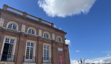 Toulouse, seule « Ville rose » au monde ? Pas vraiment... Il en existe 5 (dont 3 en Occitanie) !