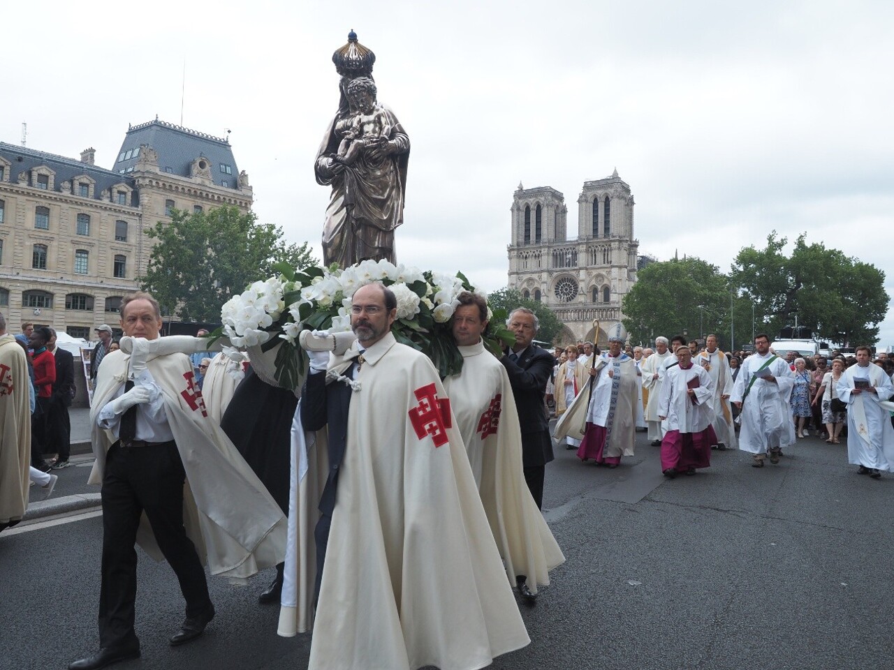 la procession du 15 août de retour dans les rues de la capitale, voici le programme