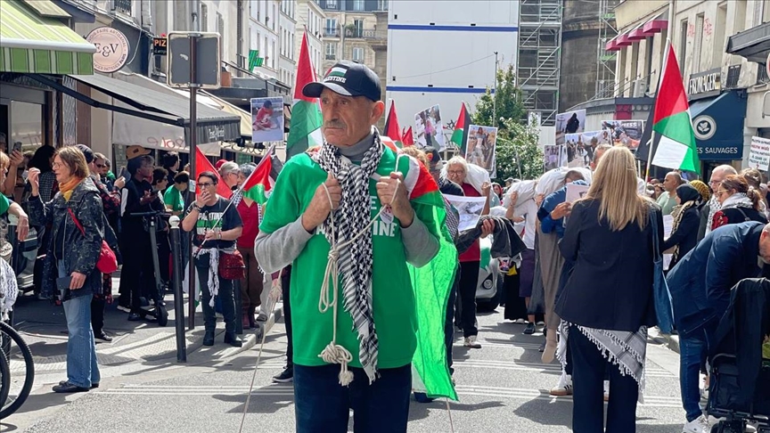 Manifestation à Paris pour dénoncer le "génocide" en Palestine