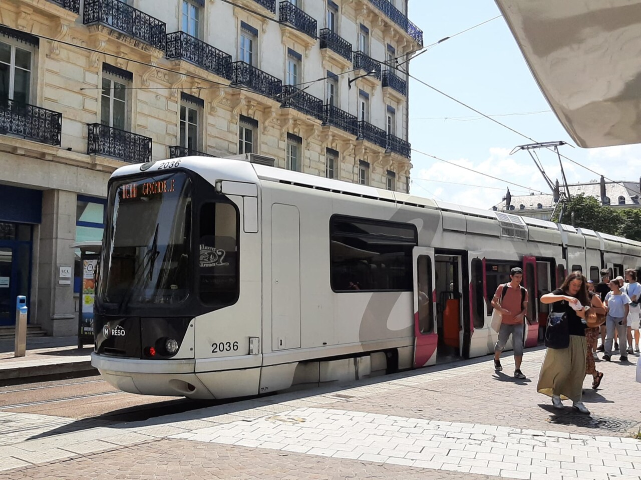 Grenoble. Cette association dit non à la gratuité des transports en commun et explique son choix