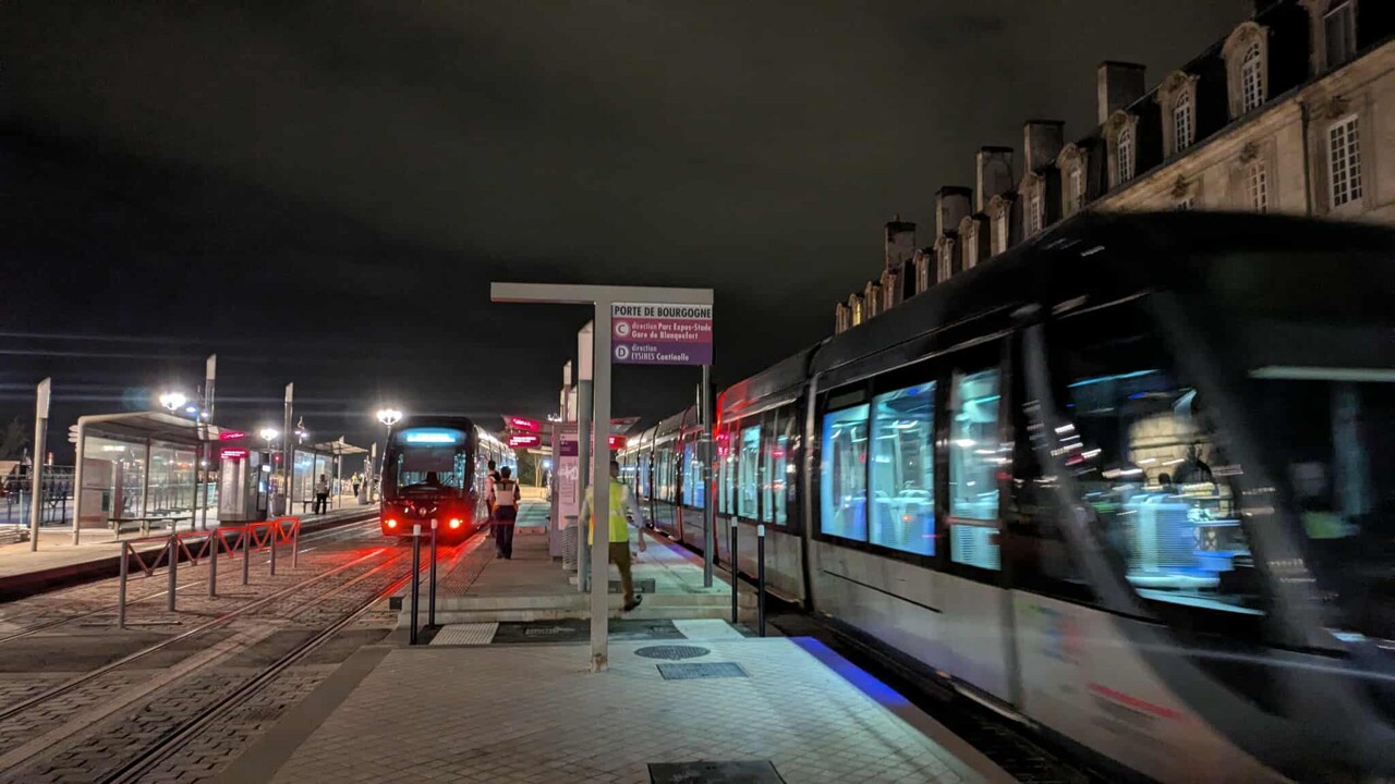 à Bordeaux, les travaux du tram à la porte de Bourgogne bientôt finis