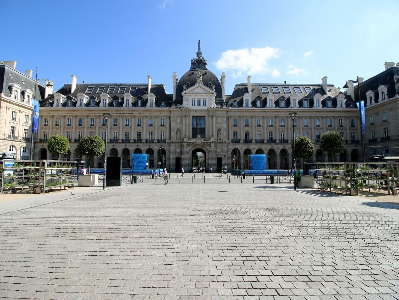 Vacances scolaires Rennes 2025-2026 : calendrier officiel Aide-Sociale.fr