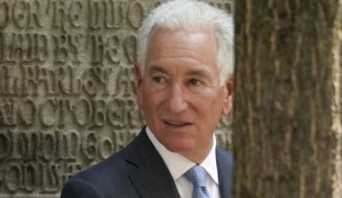 Coup de froid diplomatique entre Paris et Washington sur fond d'accusation d'antisémitisme - rts.ch