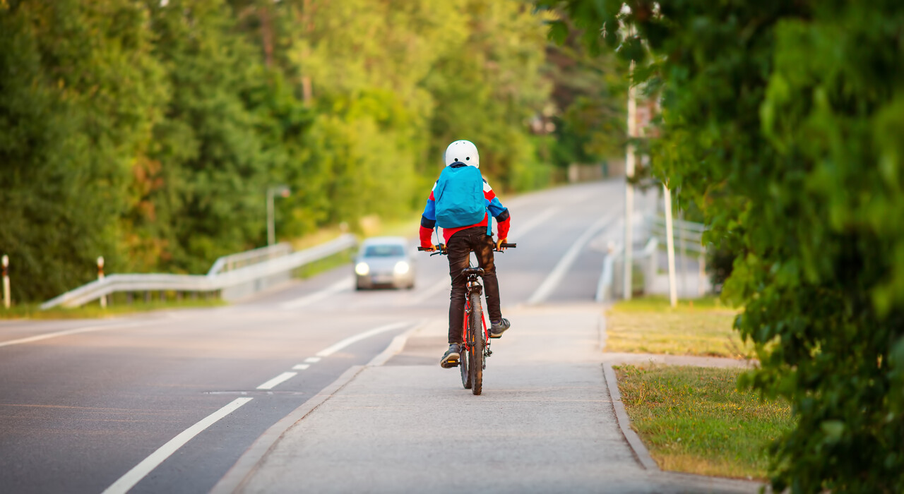 A-t-on le droit de rouler en vélo sur les trottoirs ? Ce que dit le Code de la route