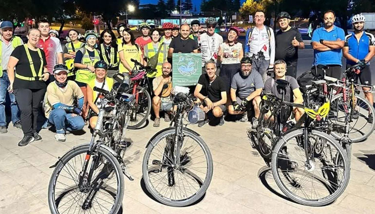 Cop30 Bike Ride, un tour du monde à vélo pour le climat qui passe par Montpellier