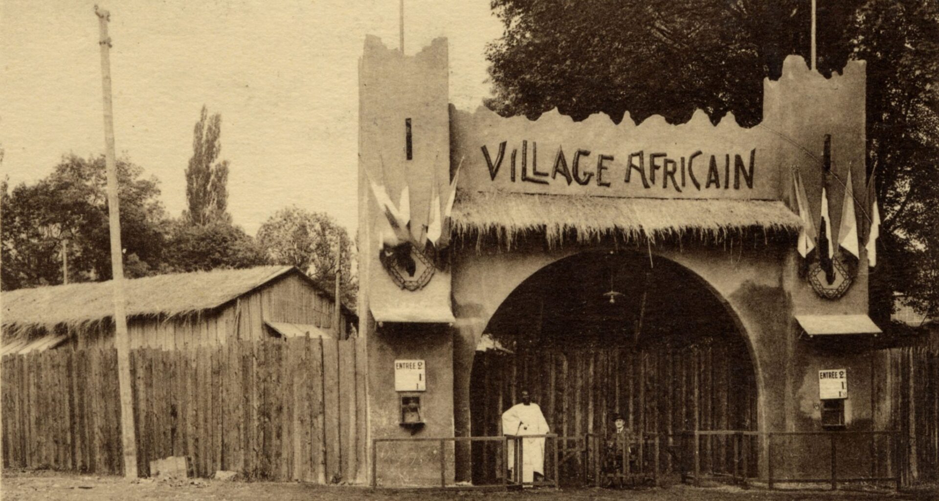 Une exposition à Grenoble pour revenir sur le phénomène des zoos humains... dont le "village africain" de Grenoble en 1925