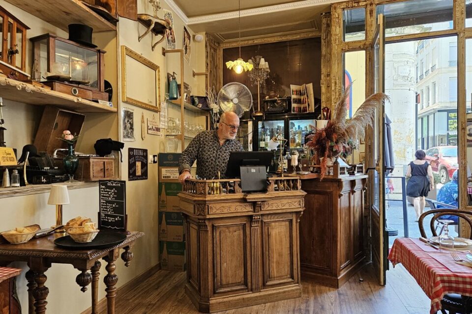 Yves Larocca a ouvert son Bistrot d'Antan en mai à Saint-Étienne