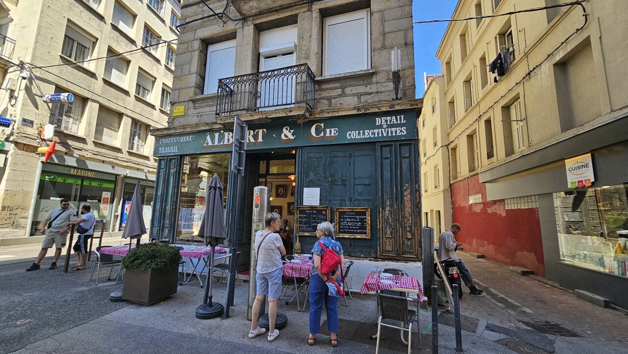 Saint-Etienne. On a testé ce nouveau restaurant au concept atypique : ça vaut le détour !