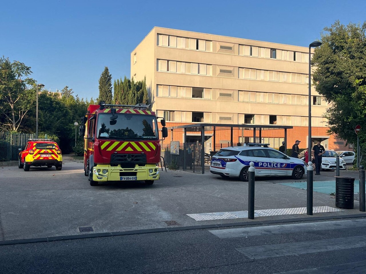 À Marseille, un mortier explose dans le salon d'une femme de 92 ans, de gros dégâts
