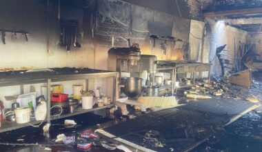 Le cadavre d'un jeune homme retrouvé sous le toit effondré d'une boulangerie en feu
