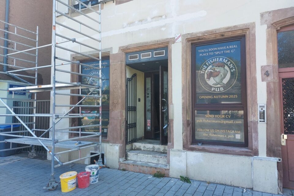 Le bar devrait ouvrir ses portes mi-novembre quai des Pêcheurs. 