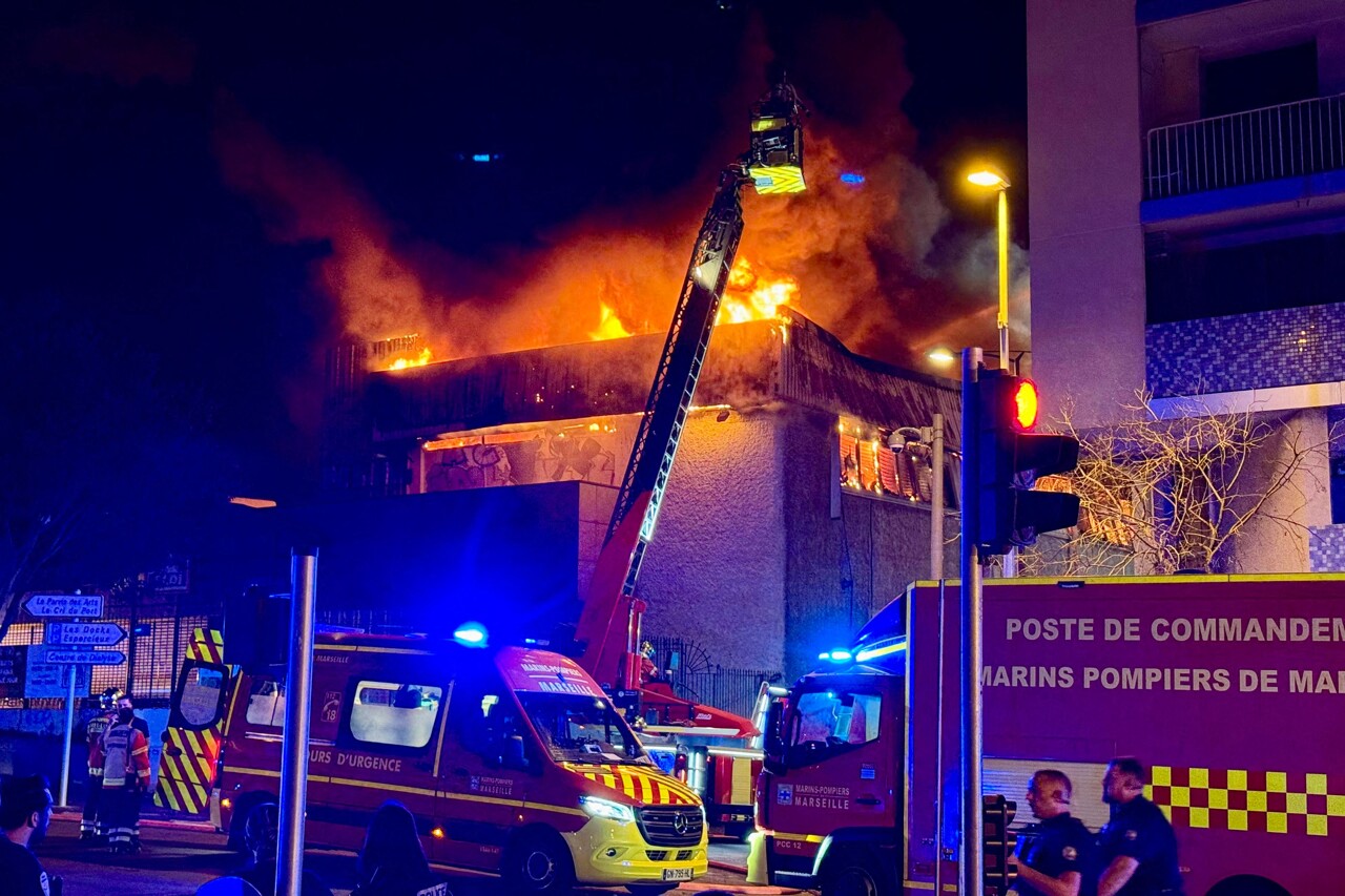 un violent incendie dans un magasin Aldi