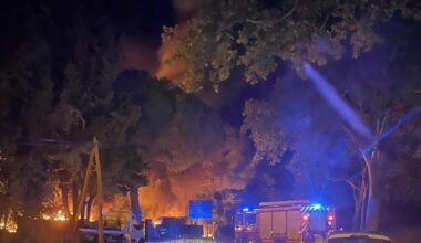 violent incendie au bord de la RN 113 entre Baillargues et Saint-Brès